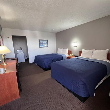 Regency Inn Dodge City Extérieur photo