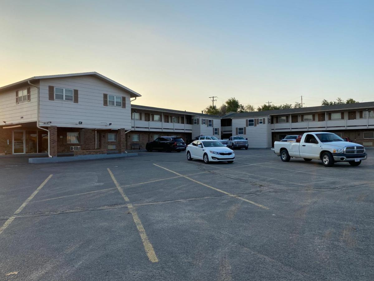 Regency Inn Dodge City Extérieur photo