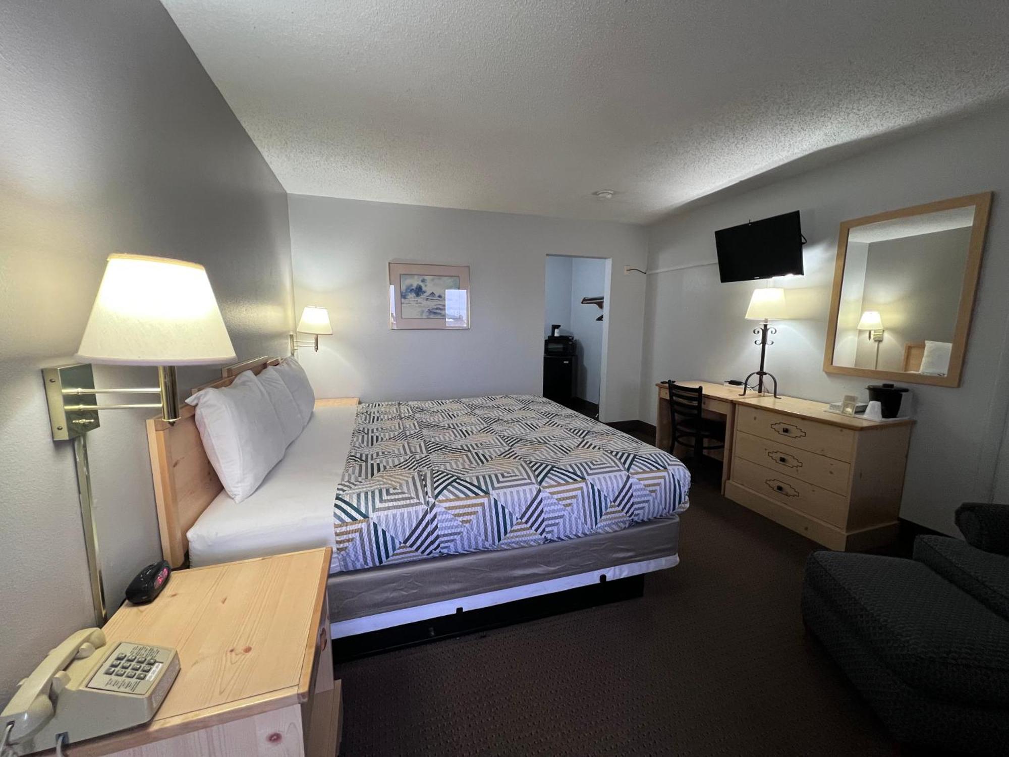 Regency Inn Dodge City Extérieur photo