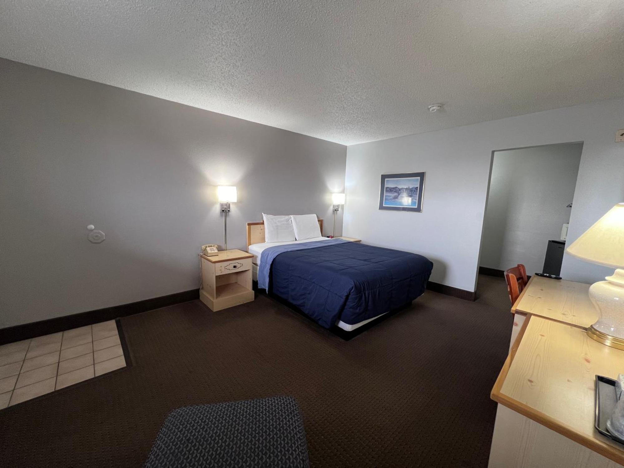 Regency Inn Dodge City Extérieur photo