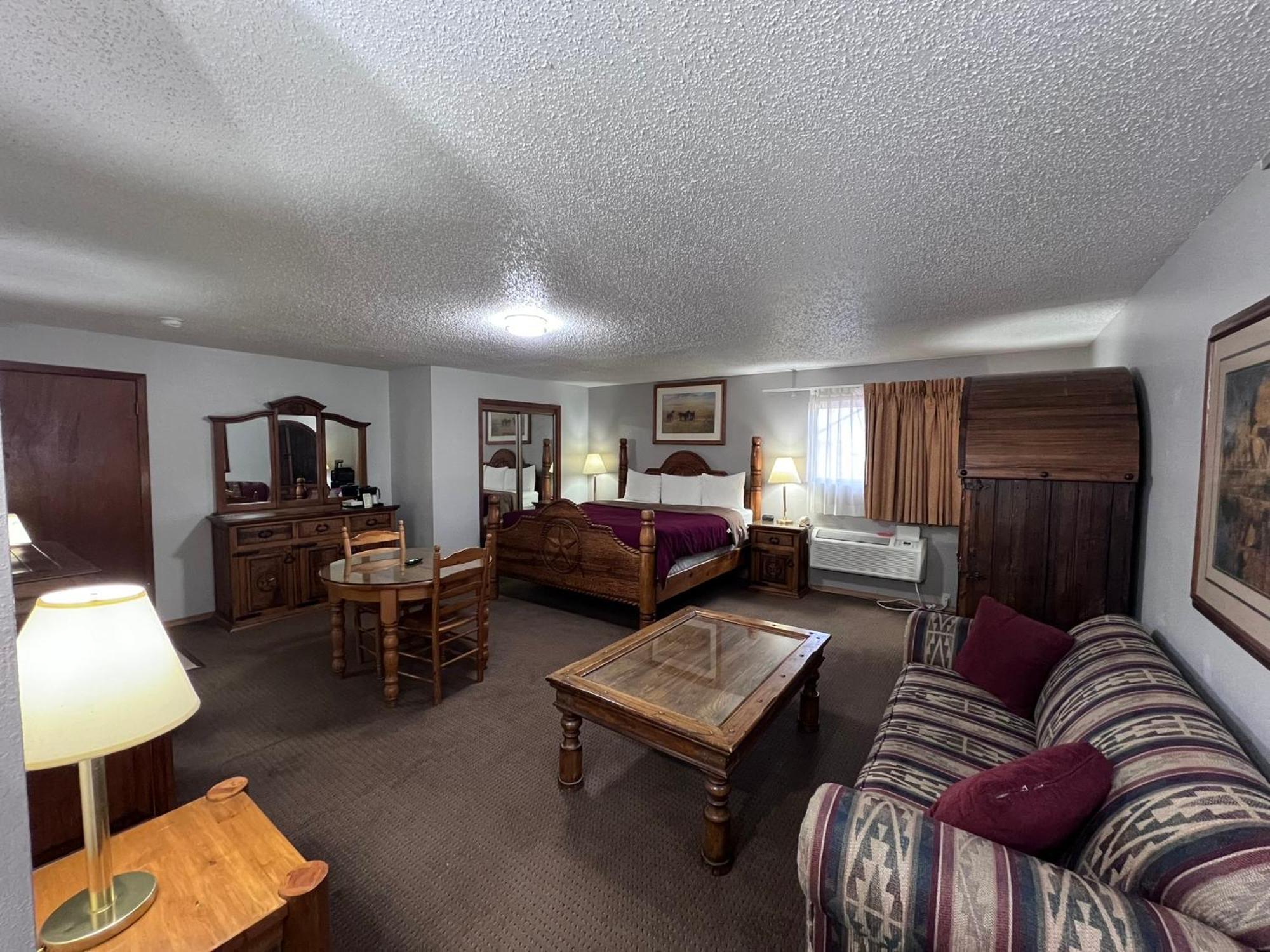 Regency Inn Dodge City Extérieur photo